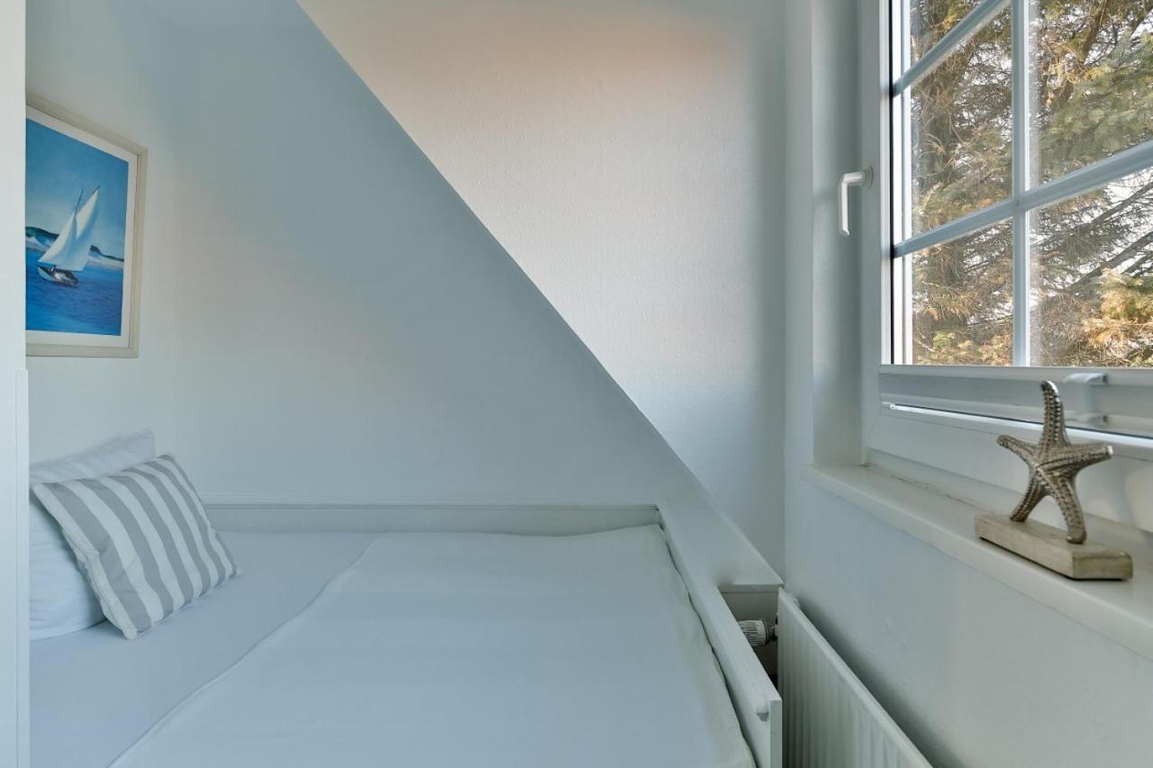 Nelle 1 Stock Apartment Wenningstedt-Braderup Exterior photo
